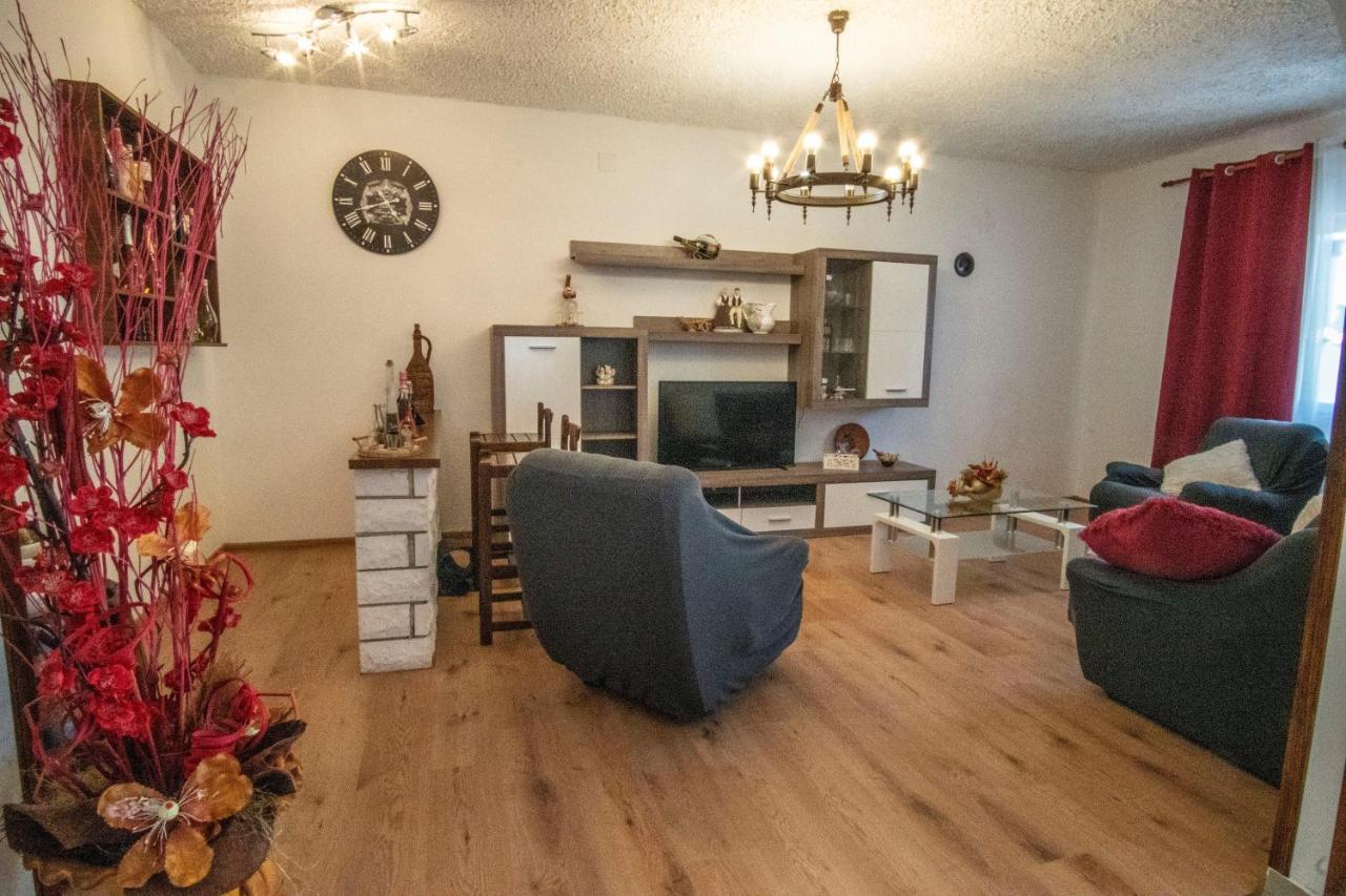 House Nada Apartman Muntić Dış mekan fotoğraf